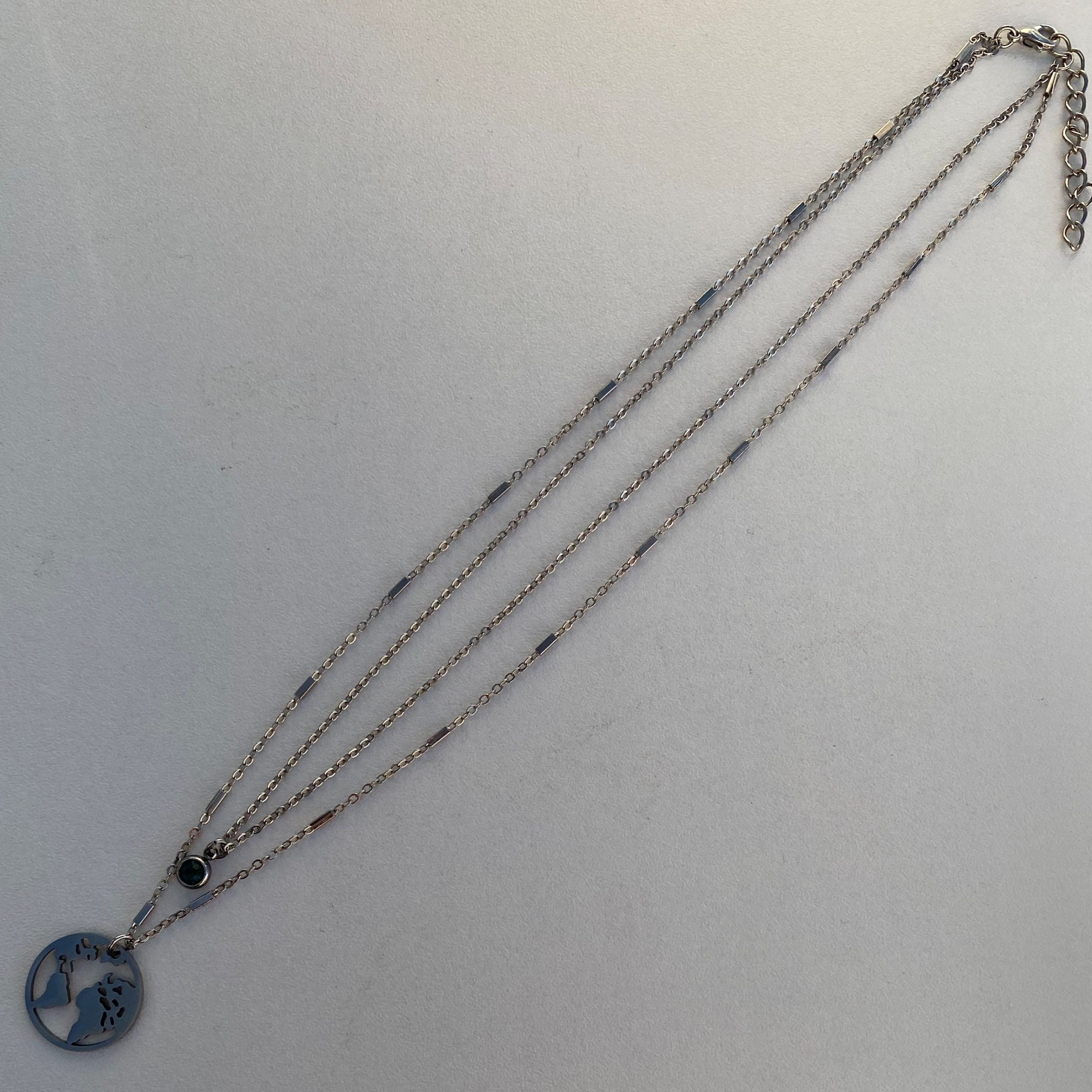 Collier double mappemonde et stras bleu-vert – Image 3