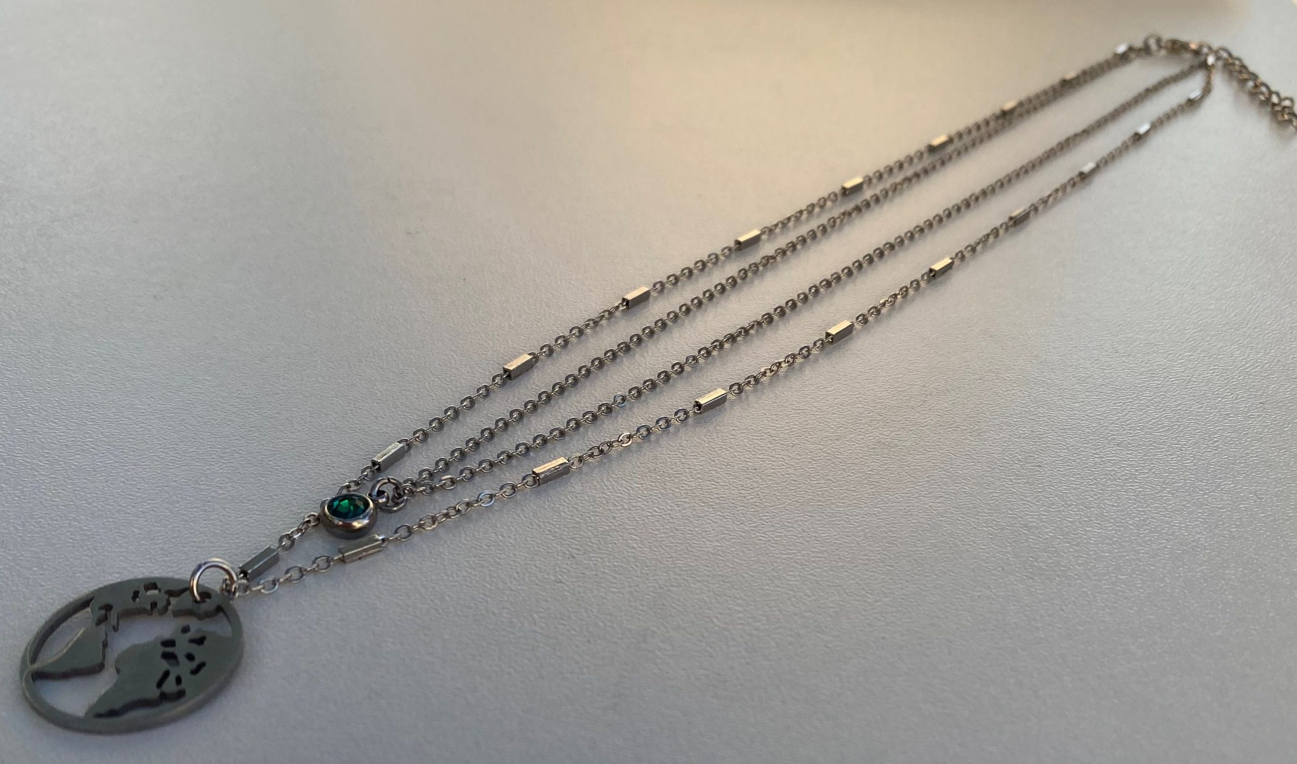 Collier double mappemonde et stras bleu-vert – Image 4