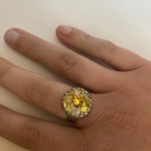 Bague réglable cabochon jaune pailleté