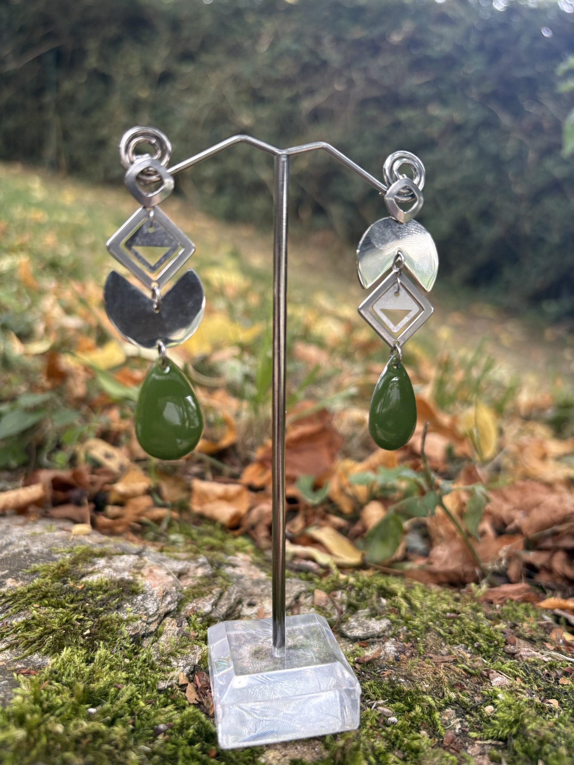 Boucles d'oreilles "papareil" gouttes vertes kakis