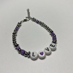 Bracelet perles mot "love"