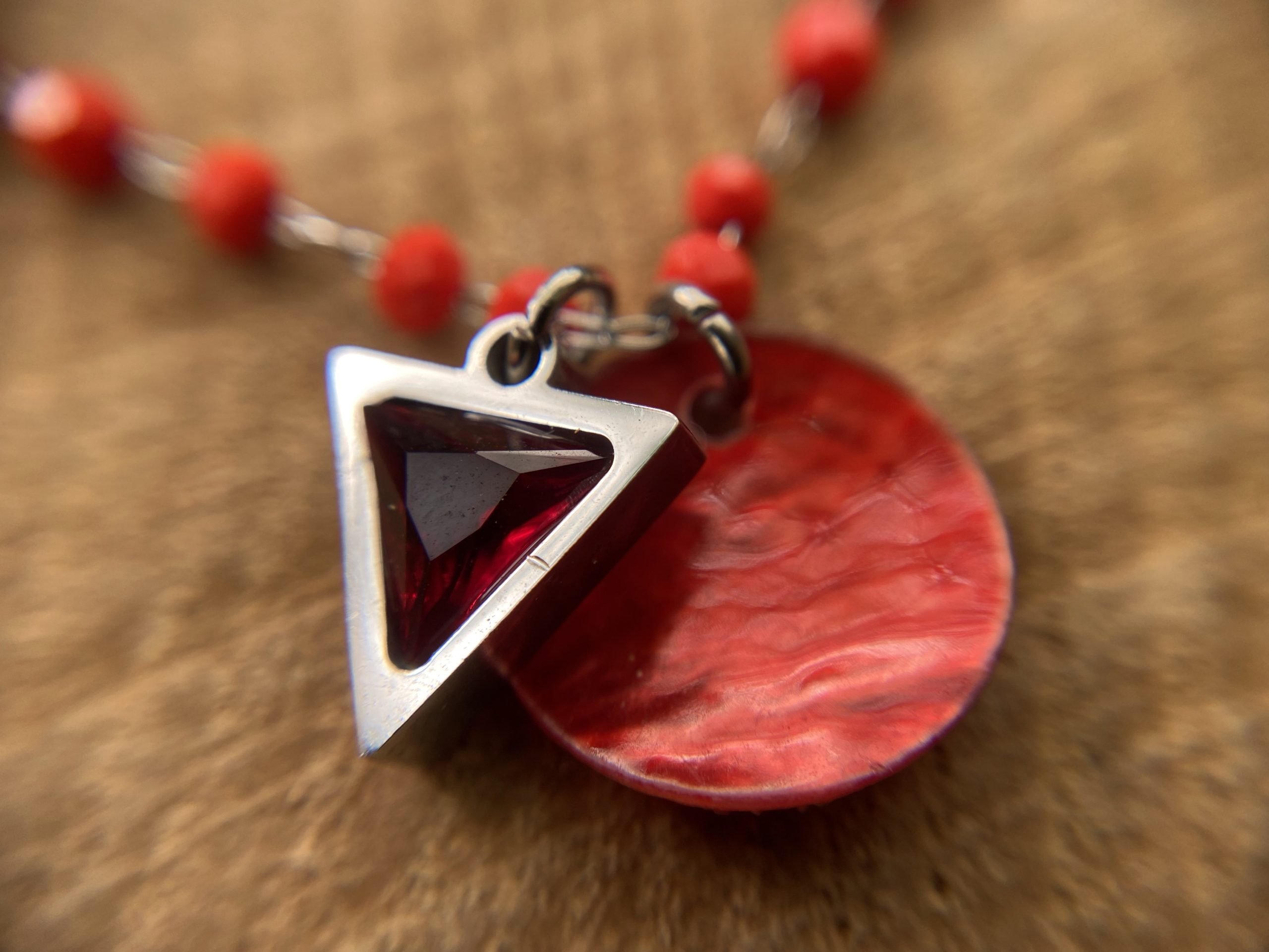 collier perles rouges – Image 3