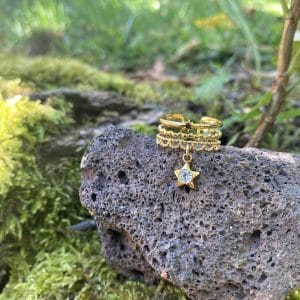 Bague ajustable doré et étoile