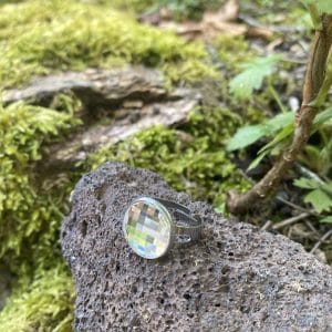 Bague cabochon verre facetté argenté