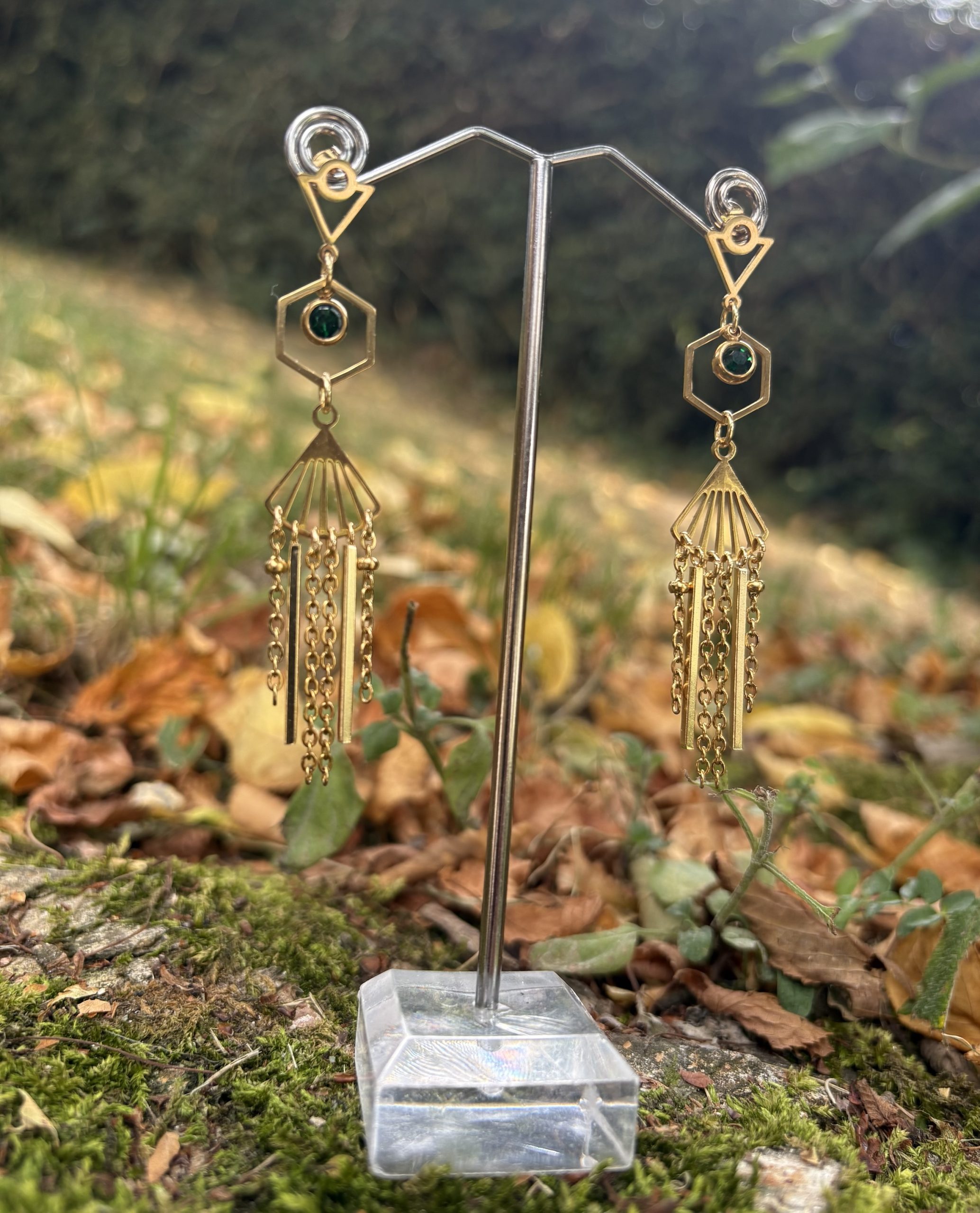 Boucles d’oreilles graphiques dorés